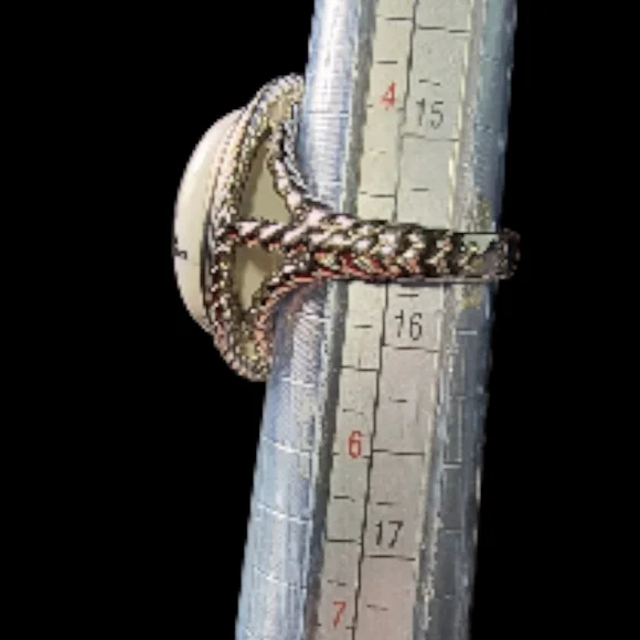 White Buffalo And Sterling Silver Chunky Ring NWOT - Picture 6 of 10